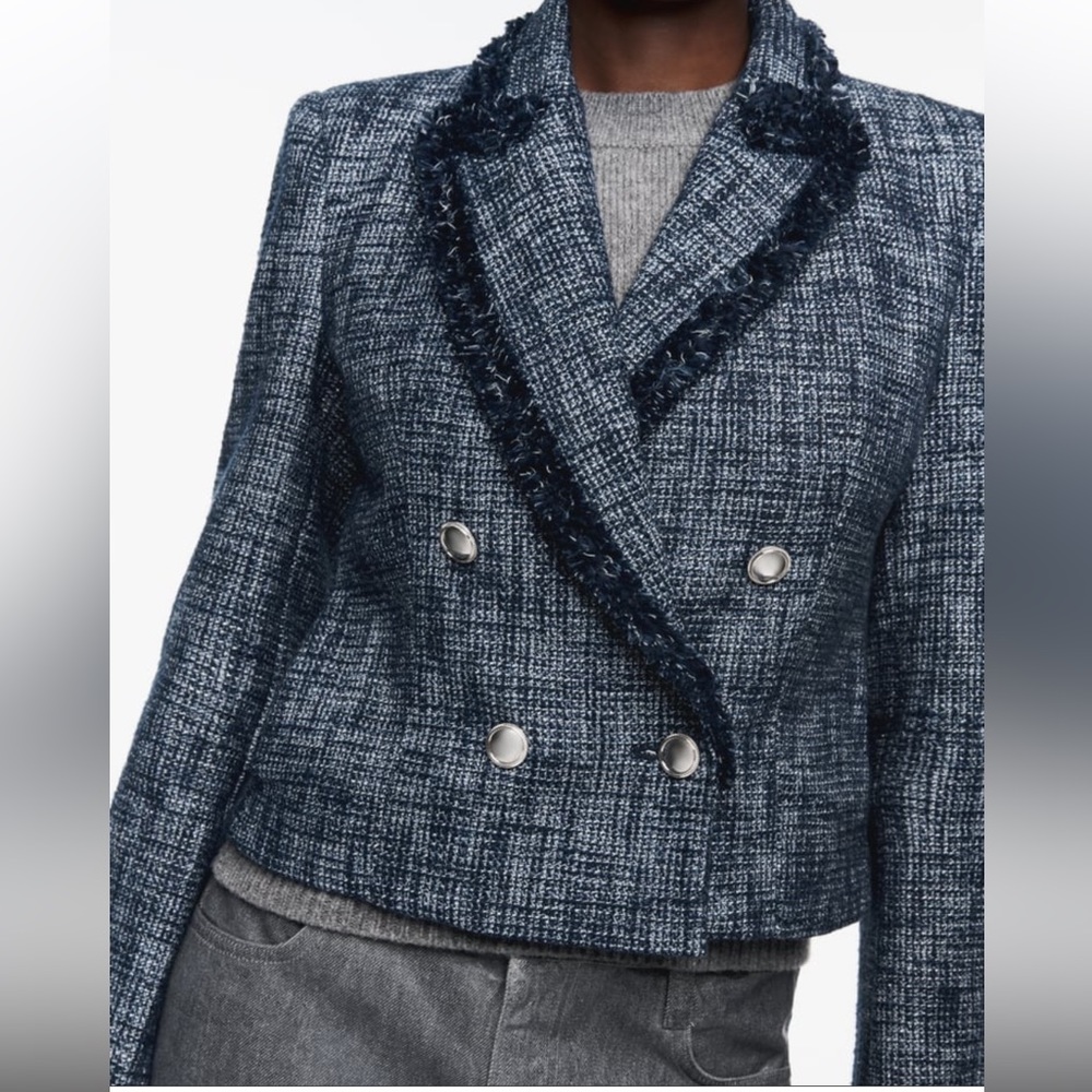 ZARA TEXTURED SHORT BLAZER - Picture 3 of 11